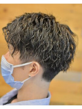 ヘアアイラッシュ リベット(hair eyelash RIVET) ツイストスパイラルパーマ