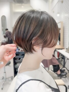ハルキミナト ジャパン ヨコハマ(HARUKI MINATO japan YOKOHAMA) 【大人ショート】20代/30代/40代/50代/ミルクティーベージュ