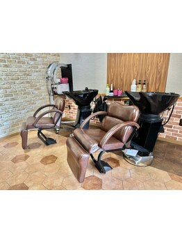 【完全マンツーマン】髪のエイジング特化サロン♪相談しやすい環境で一人ひとりに合った施術を◎