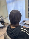ベージュカラー×外ハネレイヤーボブ