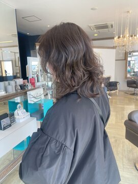 コワファースト 大分(COIFF1RST) 無造作ウェーブヘア