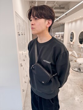 ナイロンバイセレクション(NYLON by Selection.) センターパート