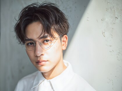 スティックトゥーヘアー(stick to hair)の写真