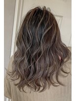 リアン(LIAN)&nbsp;グレージュ