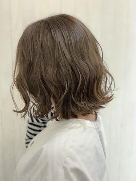 リアンバイアリュール(Lian by Allure) 《Lian by Allure》小田桐 潤 切りっぱしボブ