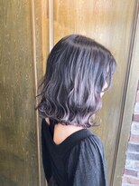 メーヴェ(Mowen)&nbsp;mowen 南堀江　ラベンダーアッシュ×ゆるふわレイヤーカット