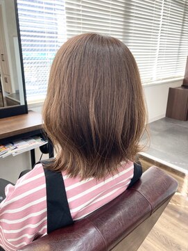 ベッカ(Becca) バレイヤージュ