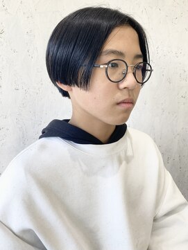 ザヘアメイクシェア(THE -HAIR MAKE SHARE-) 大人っぽくセンターパート☆小学生キッズカット