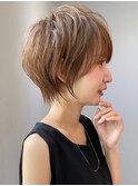 前髪大人かわいい美髪ホワイトグレージュネビージュショートボブ