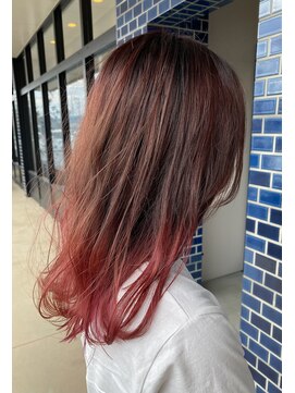 ヘアメイクアバンセ(HAIR MAKE AVANCE) ピンク×グラデーション