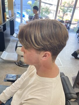 フランクスバーバーリザーブ 人形町店(FRANK’S BARBER RESERVE) センターパート