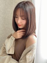 フレームプラス なんば駅前店(FRAME+)&nbsp;ベージュカラーシースルー前髪ヨシンモリ美髪ストレートヘア艶髪