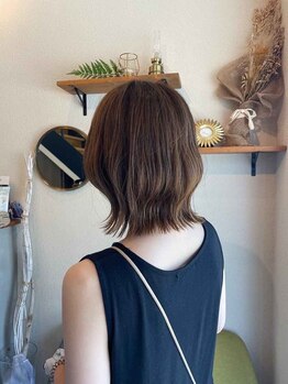 サラームツジ(SALLAM TSUJI)の写真/ジアミンレスカラーやヘッドスパで10年後の髪・頭皮もキレイに