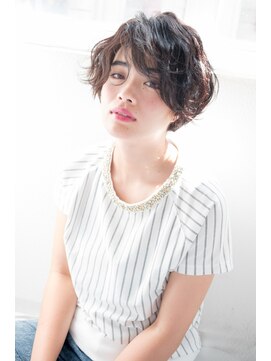 美容室 エクセモ小山 ふんわり可愛い前下がりショートボブ