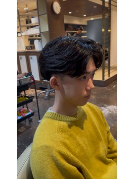プリストオオサカ(PRIST OSAKA) フェザーパーマ