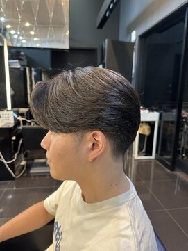 フルショウ 梅田(FURUSHO) ニュアンスパーマ/センターパート