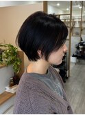 くびれヘアコンパクト美シルエットショート