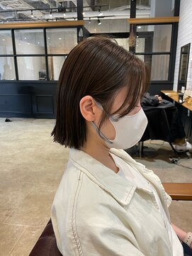 スペックホルダー(Spec Holder) パツッと切りっぱなしボブスタイル/タッセルボブ/韓国ヘア/20代