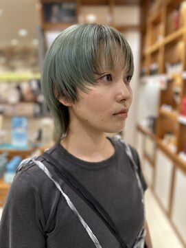 ピークアブー アヴェダ アトレ恵比寿(PEEK-A-BOO AVEDA) 前髪ありショート/20代30代40代/岡野亘希