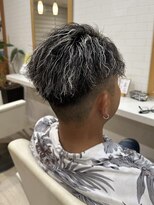コレロ ヘアー(KORERO hair)&nbsp;10代、20代、30代に大人気ホワイトメッシュパーマ