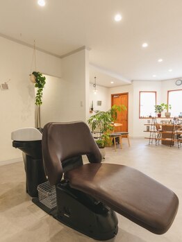 【一宮/石刀駅徒歩10分】悩みに寄り添う丁寧なカウンセリング&一人ひとりの個性を輝かせるカット技術が自慢