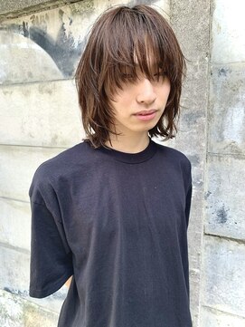 メンズレコ 渋谷(MEN'S LECO) ブルーブラックフェザーパーマ刈り上げセンターパート