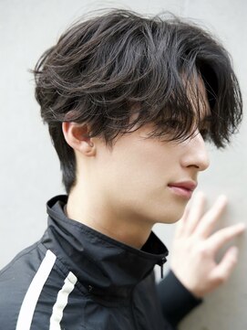ルーシー 川越(LUCEY) センターパートフェザーパーマシャドウパーマメンズパーマ
