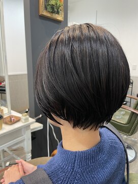 ルッカランス 経堂店(Lucca Lance) 重く見えない暗髪ショートボブ