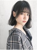 シースルーバング　ベース型　小顔　外はねボブ
