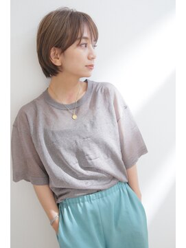 フラワー(flower) 少なめ前髪、ツヤボブ