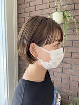 りんごの木セントラル(Central)&nbsp;丸みショート/耳だしショート/うるツヤ/ミルクチョコレート@20代