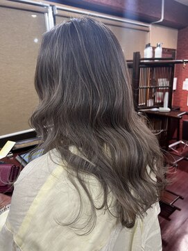 ヘアーデザイン ビバース(hair design vivarth) シャドールーツ［志木駅・新座駅]
