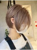 横浜西口レイヤーボブショコラベージュ丸みショートボブ前髪あり