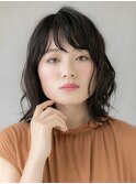 くせ毛風伸ばしかけ黒髪ミディアムレイヤー/似合わせカットe
