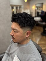 アンカー(ANCHOR)&nbsp;清潔感×色気。大人男性のためのフェードスタイル