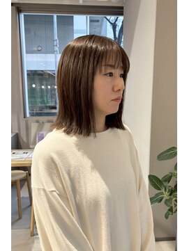 アンハーツ(ann HEARTS) ミディアムボブ/外ハネボブ/アッシュカラー