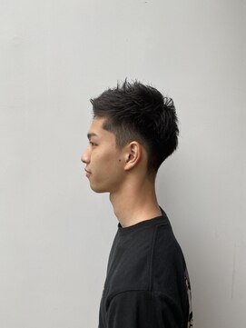 ラビソル(L a v i s o l) 刈り上げショート20代30代40代