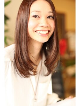 グリーンズ(Greens) ナチュラルカール　ストレート/アースカラー