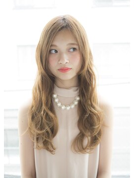 サロンドミルク 原宿(salon de MiLK) 【salon de MiLK原宿】大人かわいいハイトーンセンターパート