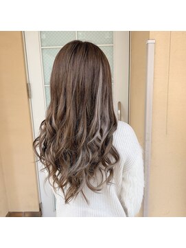 ウィズ(Wiz) グレージュメッシュ★