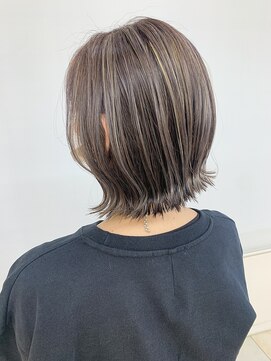 クオリス 上板橋店(QUALIS) ハイライト/白髪カバー/外ハネ/ラベンダーアッシュ/ツヤ髪