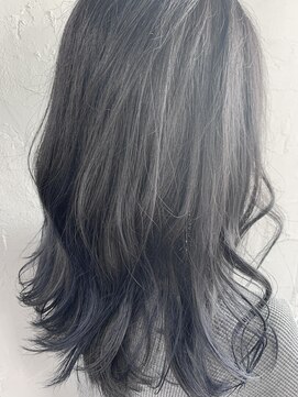 マイレ(maile) #グラデーションカラー#シルバーネイビー