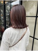 大人ガーリーな切りっぱなしボブ