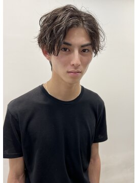 イヴォークトーキョーオーサカ(EVOKE TOKYO osaka) ツイストスパイラルパーマ ミニウルフ