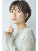 トリッカ 代官山(tricca) シースルーショートボブ/白髪ぼかしカラー/脱白髪染め