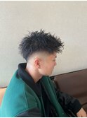 スキンフェード【男らしさ＋垢抜け感溢れる】ツイストパーマ☆