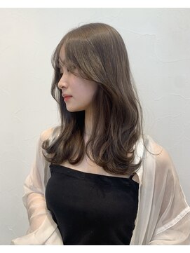 ビューギンザ(VIEW GINZA) 透明感と艶たっぷりアッシュグレージュ