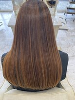 イーエス(E.S)&nbsp;艶と潤いを極めた酸性縮毛矯正