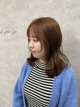 オン(On) セミロングヘア