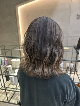 ワン 横浜(ONE005) エアタッチバレイヤージュ